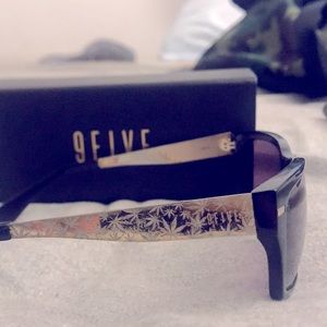 9FIVE “greens” sunglasses